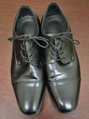 Van Heusen Black Men’s Cap-Toe Derby Dress Shoes Size 11.5